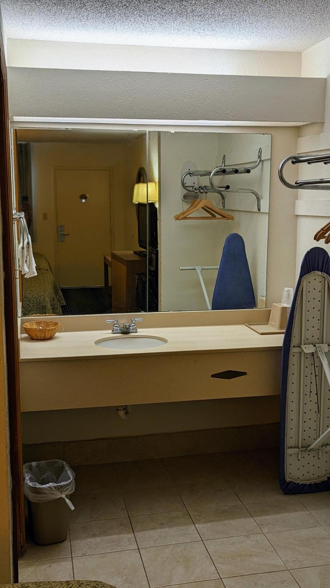 Budget Host Inn Henderson Zewnętrze zdjęcie